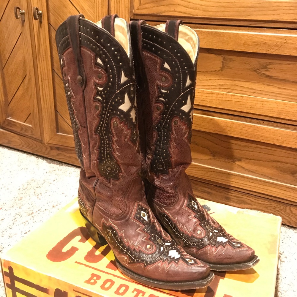 Ladies Corral Snip Toe boots